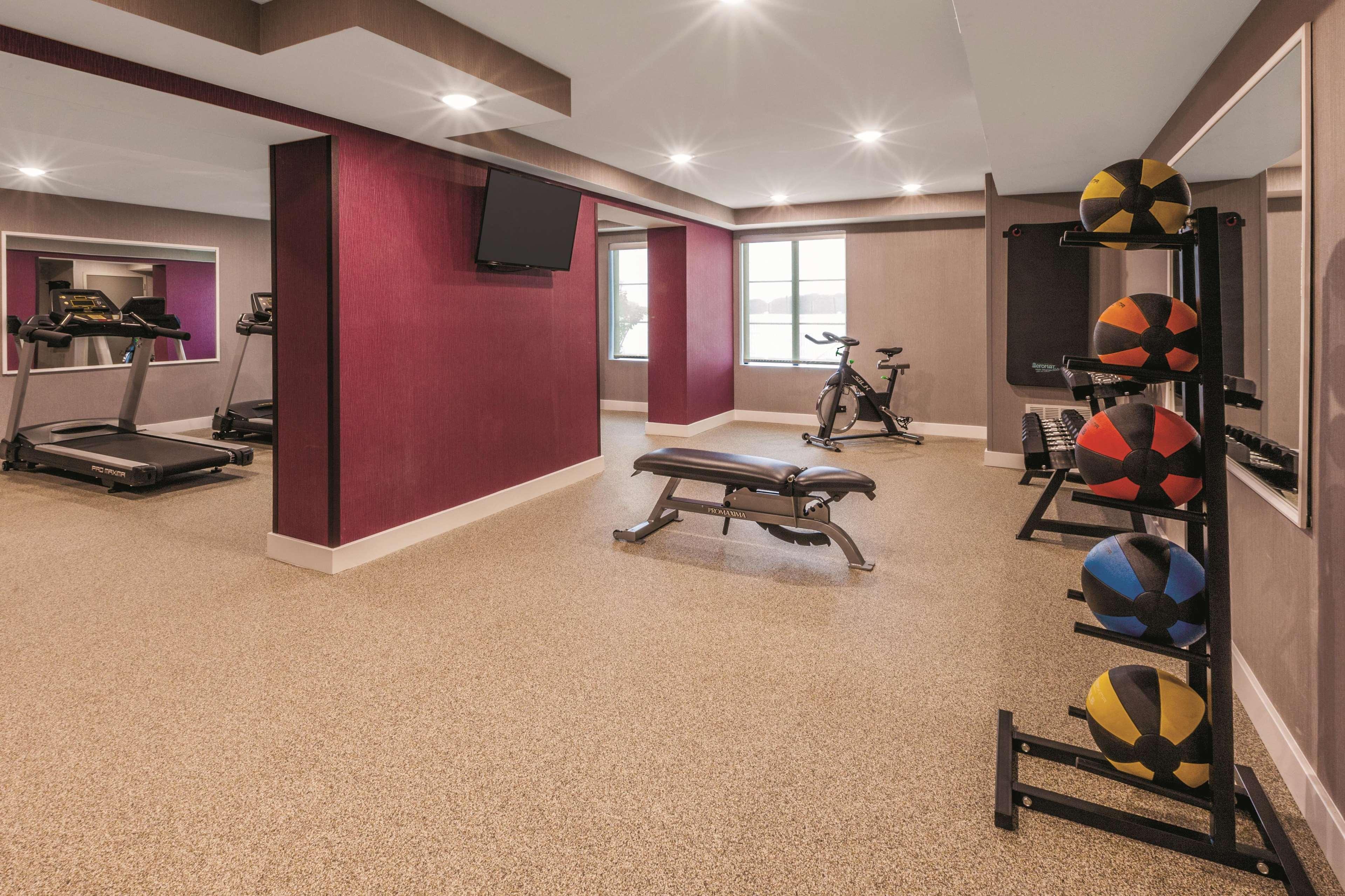 La Quinta By Wyndham Aberdeen-Apg Экстерьер фото